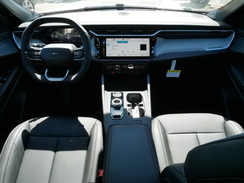 New 2026 Jeep Cherokee Limited AWD/4WD image 12