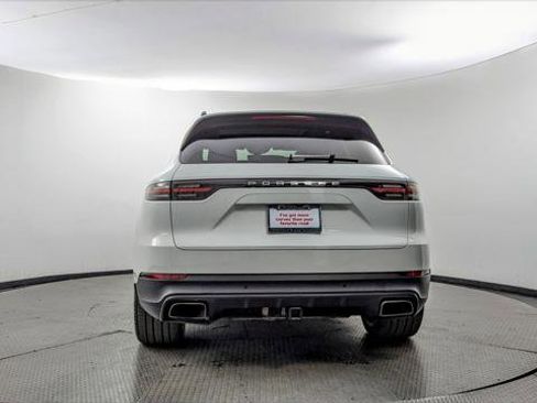 Used 2019 Porsche Cayenne image 6