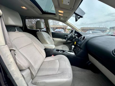 Used 2011 Nissan Rogue SV w/ SL Pkg image 17