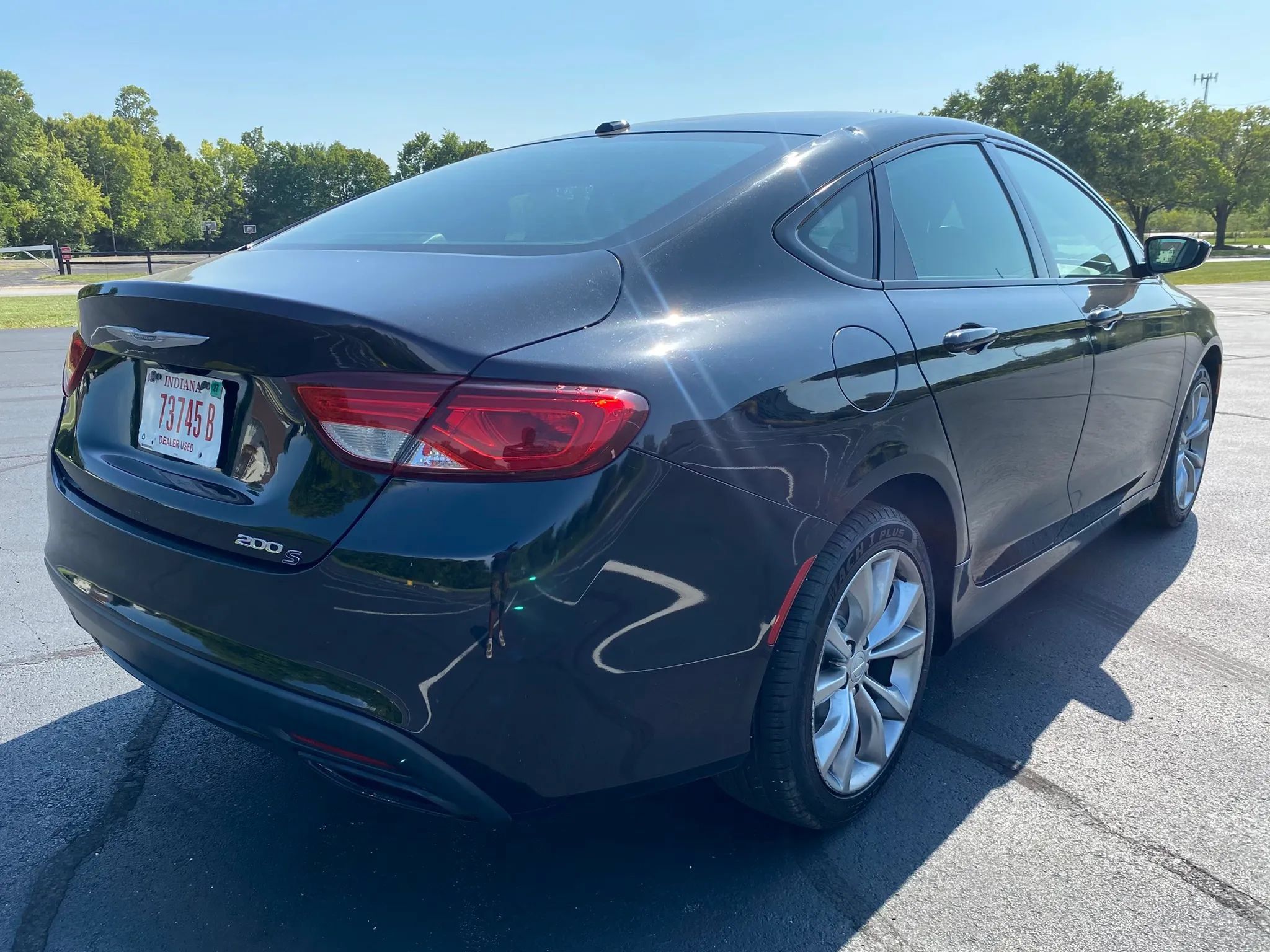 Used 2016 Chrysler 200 S FWD image 6