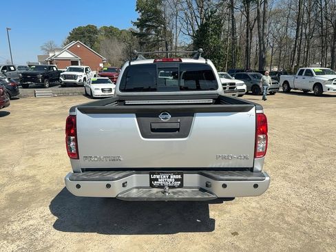 Used 2017 Nissan Frontier PRO-4X w/ Pro-4x Luxury Package image 6