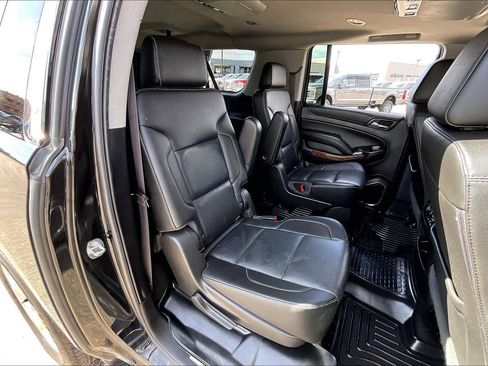 Used 2017 Chevrolet Suburban Premier image 20