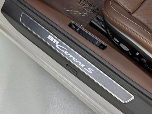 Used 2023 Porsche 911 Carrera S w/ Sport Package image 17