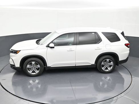 Used 2024 Honda Pilot EX-L image 13