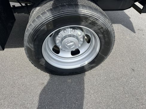 Used 2024 RAM 4500 SLT w/ Quick Order Package 2YG SLT image 7