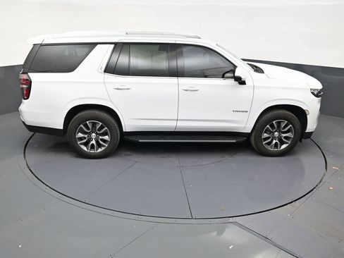 Used 2024 Chevrolet Tahoe LT w/ LT Signature Package RWD image 17