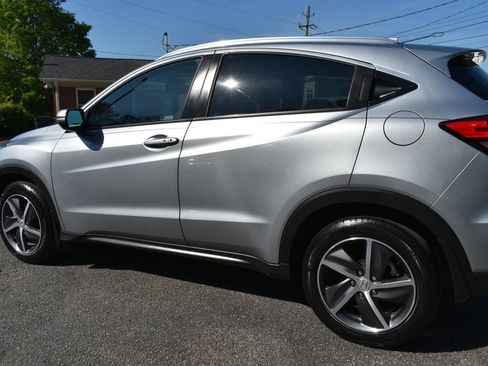 Used 2021 Honda HR-V EX-L image 28