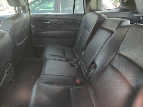Used 2024 Dodge Durango GT AWD/4WD image 13