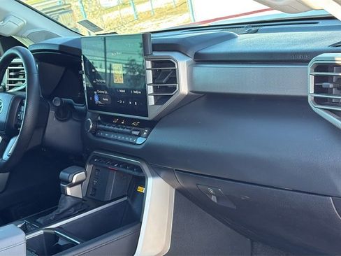 Used 2024 Toyota Tundra Limited image 27