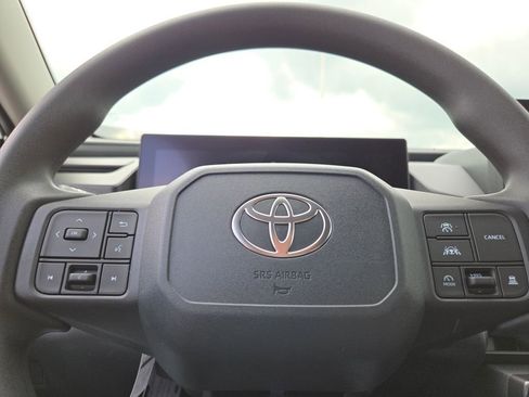 New 2026 Toyota RAV4 LE AWD/4WD image 31