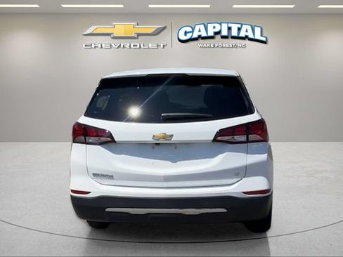 Used 2023 Chevrolet Equinox LT w/ LPO, Floor Liner Package FWD image 4