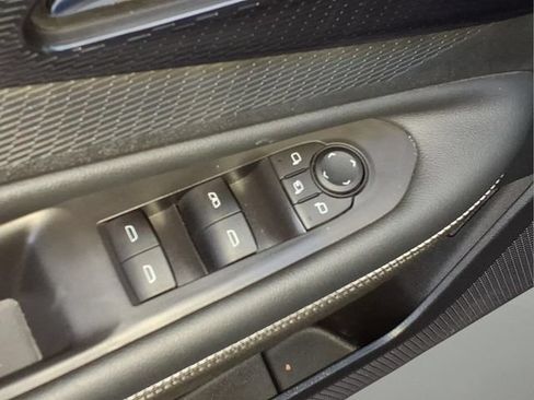 Used 2024 Chevrolet Blazer EV LT AWD/4WD image 14