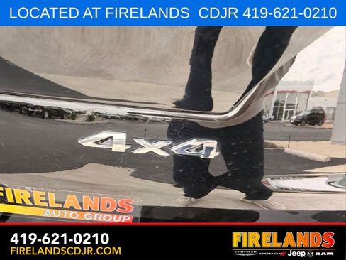 Used 2023 Jeep Grand Cherokee L Limited AWD/4WD image 11