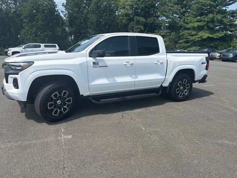 Used 2023 Chevrolet Colorado Z71 w/ Z71 Convenience Package 2 AWD/4WD image 1