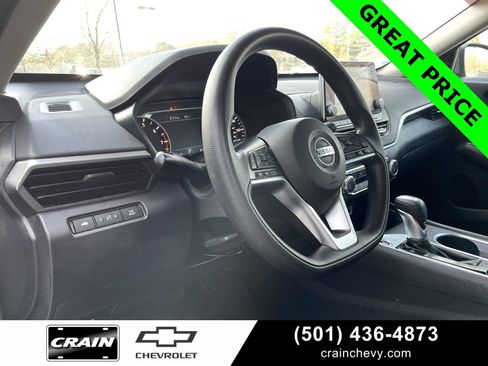 Used 2022 Nissan Altima 2.5 SV image 9