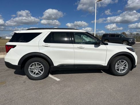 Used 2026 Ford Explorer Active image 9