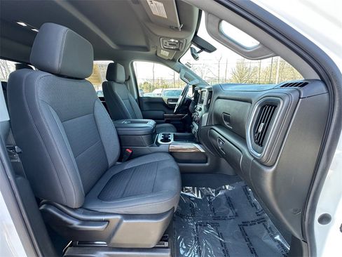 Used 2022 Chevrolet Silverado 1500 LT Trail Boss w/ Convenience Package II image 24