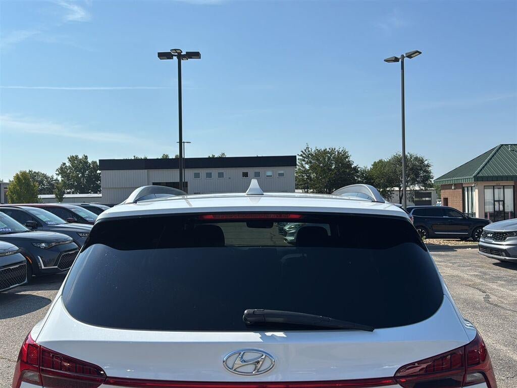 Used 2023 Hyundai Santa Fe Calligraphy FWD image 4