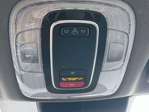 Certified 2024 Hyundai Elantra SEL image 30