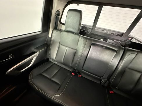 Used 2018 Nissan Titan PRO-4X w/ Pro-4x Convenience Package AWD/4WD image 12