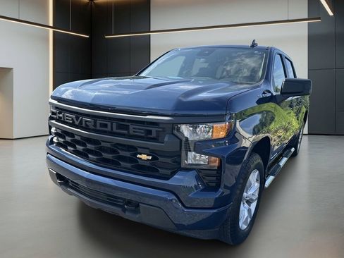 Used 2022 Chevrolet Silverado 1500 Custom AWD/4WD image 8