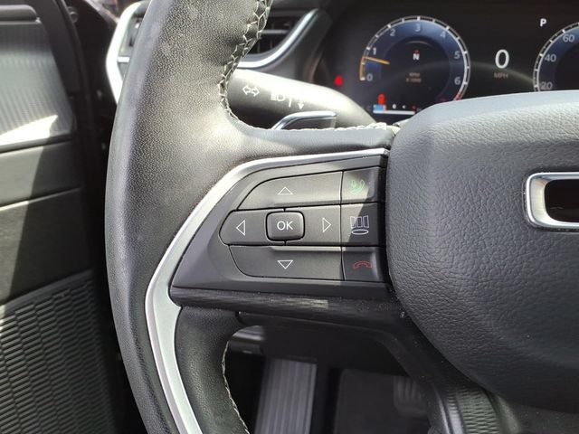 Certified 2024 Jeep Grand Cherokee Altitude AWD/4WD image 19
