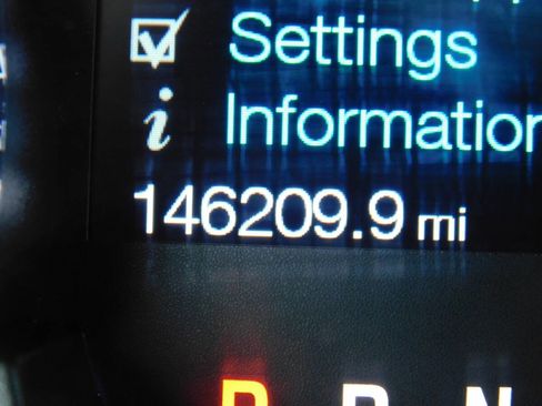 Used 2013 Ford F150 XLT w/ XLT Chrome Pkg image 9