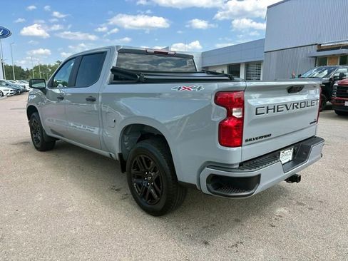 Used 2025 Chevrolet Silverado 1500 Custom w/ LPO, Dark Essentials Package AWD/4WD image 5