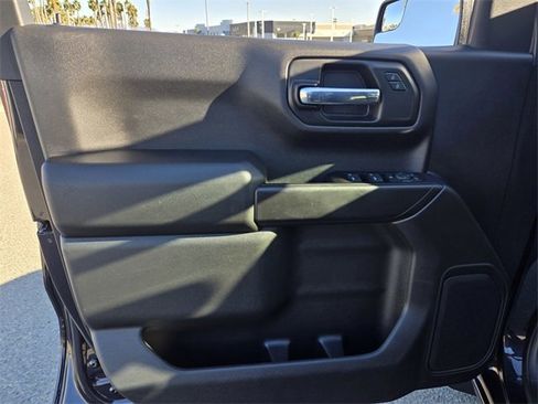 Used 2023 Chevrolet Silverado 1500 Custom image 19