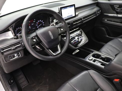 Used 2022 Lincoln Corsair AWD w/ Premium Package image 15