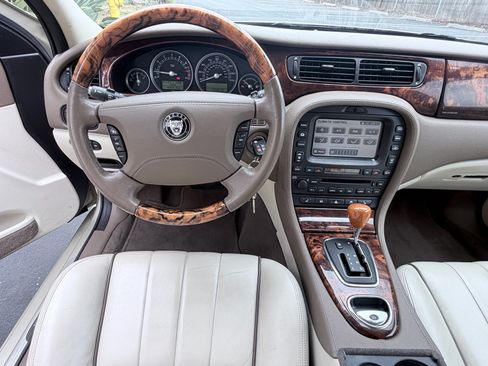 Used 2008 Jaguar S-TYPE 3.0 RWD image 9
