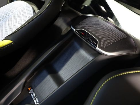 Used 2022 Chevrolet Corvette Stingray Premium Cpe RWD image 37