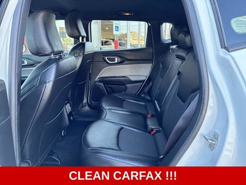 Used 2024 Jeep Compass Latitude AWD/4WD image 15