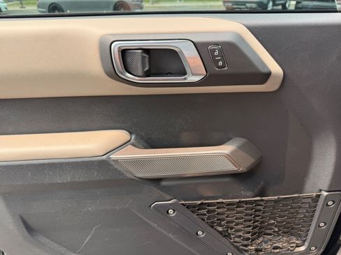 Used 2023 Ford Bronco Wildtrak AWD/4WD image 38