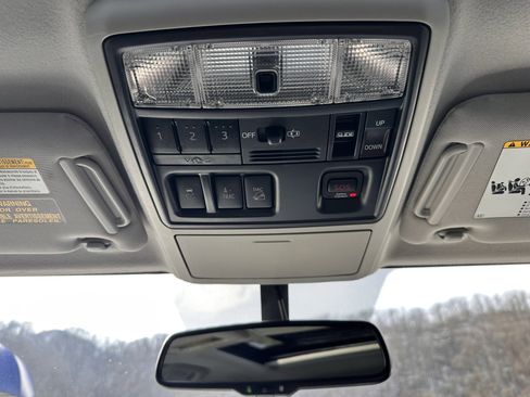 Used 2017 Toyota 4Runner Limited image 18