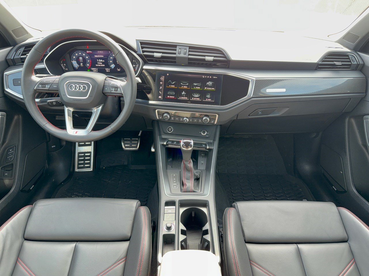 Used 2025 Audi Q3 2.0T Premium Plus w/ Premium Plus Package AWD/4WD image 17