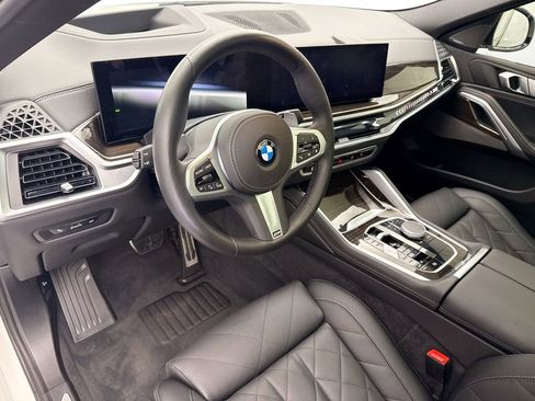 Used 2025 BMW X6 xDrive40i image 9
