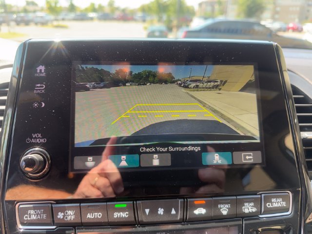 Used 2022 Honda Odyssey Elite image 17