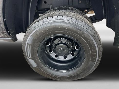 Used 2024 RAM 3500 Big Horn w/ Night Edition AWD/4WD image 14