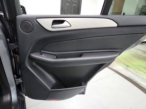 Used 2017 Mercedes-Benz GLE 43 AMG 4MATIC image 30