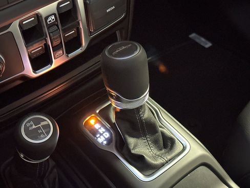 New 2026 Jeep Gladiator Sport image 19