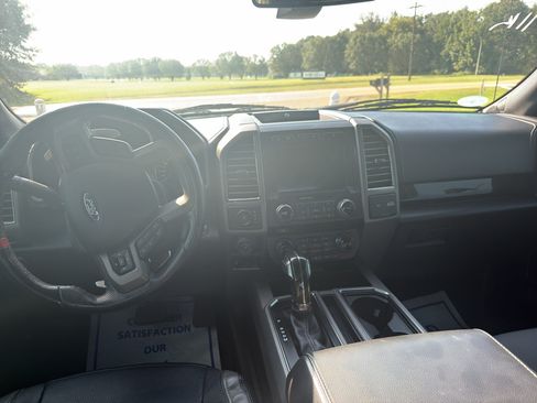 Used 2018 Ford F150 Raptor w/ Equipment Group 802A Luxury AWD/4WD image 9