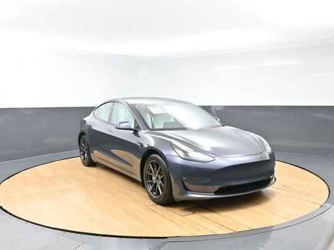 Used 2021 Tesla Model 3 Standard Range Plus RWD image 42