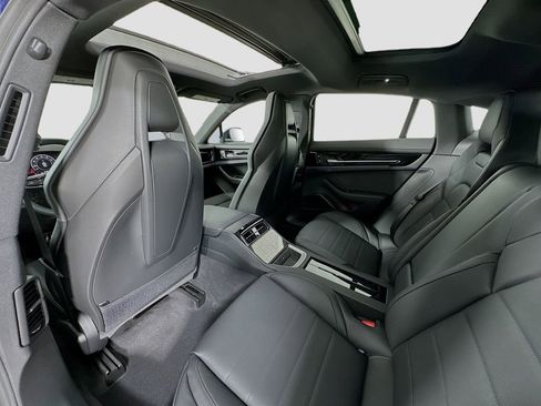 New 2026 Porsche Panamera image 24