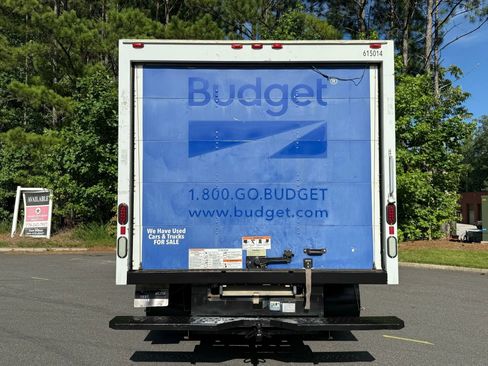 Used 2016 Ford E-350 and Econoline 350 Super Duty RWD image 2