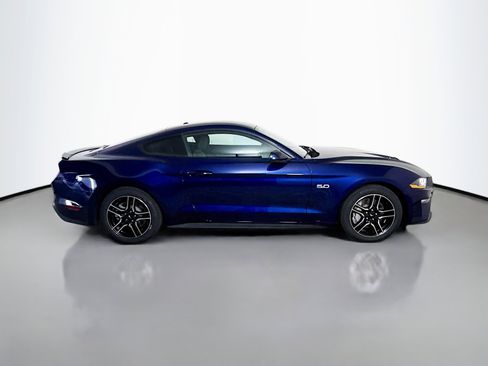 Used 2019 Ford Mustang GT image 11