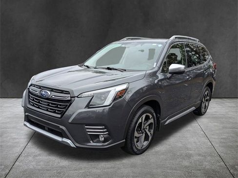 Used 2022 Subaru Forester Touring image 8