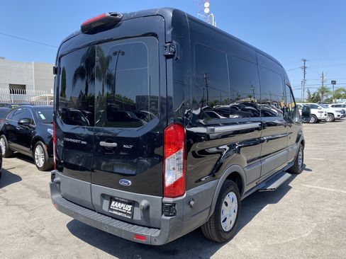 Used 2018 Ford Transit 350 XLT RWD image 9