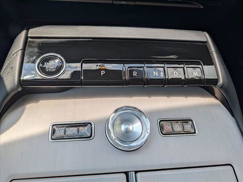 Used 2025 Lincoln Navigator Reserve w/ Jet Appearance Package AWD/4WD image 39