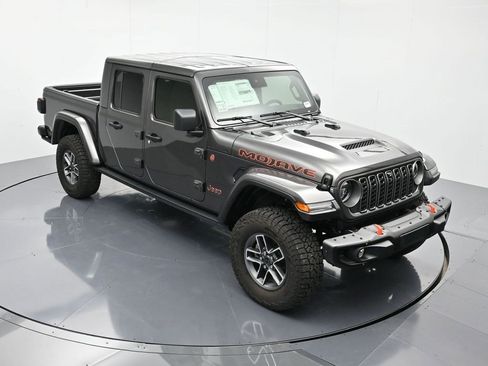 New 2025 Jeep Gladiator Mojave image 33